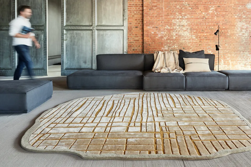 serge-lesage-tapis-kigumi-fr-ne-tapis-contemporain-beige-marron image 1