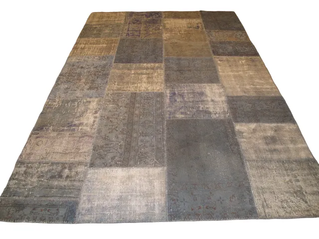serge-lesage-patch-jean-tapis-120x180 image 1