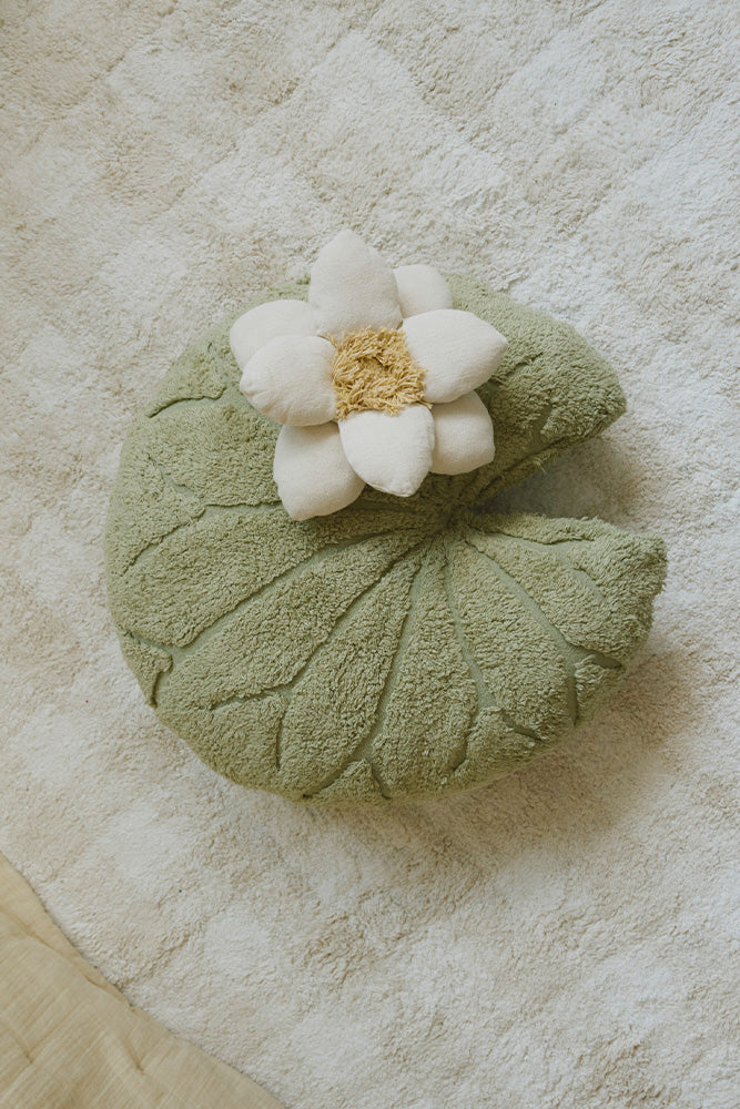 lorena-canals-coussin-de-sol-water-lily image 2