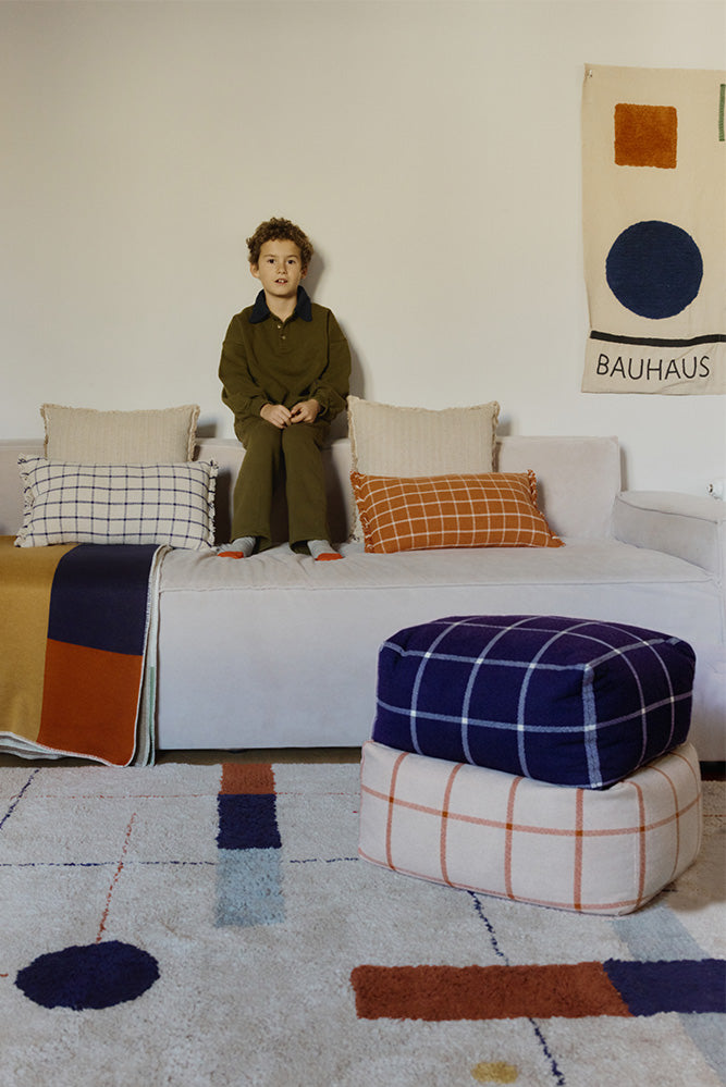 lorena-canals-pouf-geo-block-navy-blue-pouf-tiss-bauhaus image 5