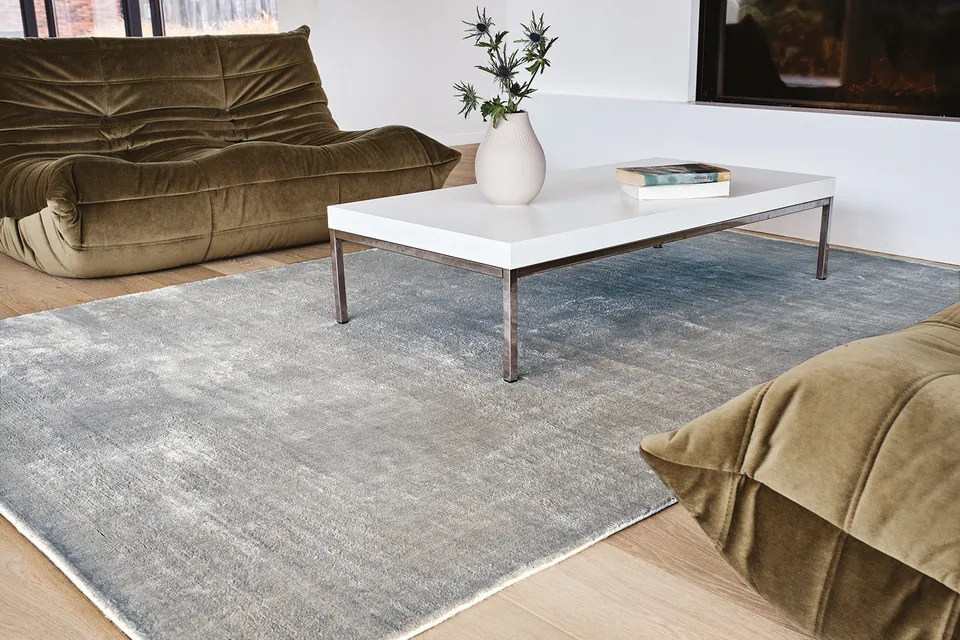 serge-lesage-tapis-hampton-argent-tapis-uni-100-tencel image 1