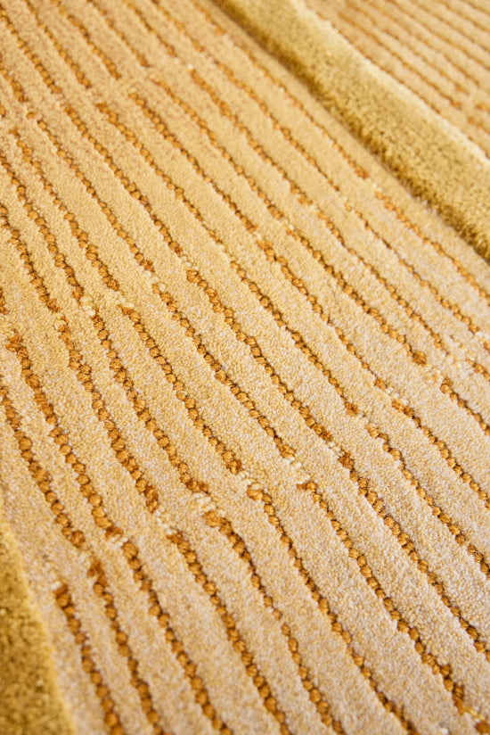 serge-lesage-tela-alma-tapis-churuatas-oro image 4