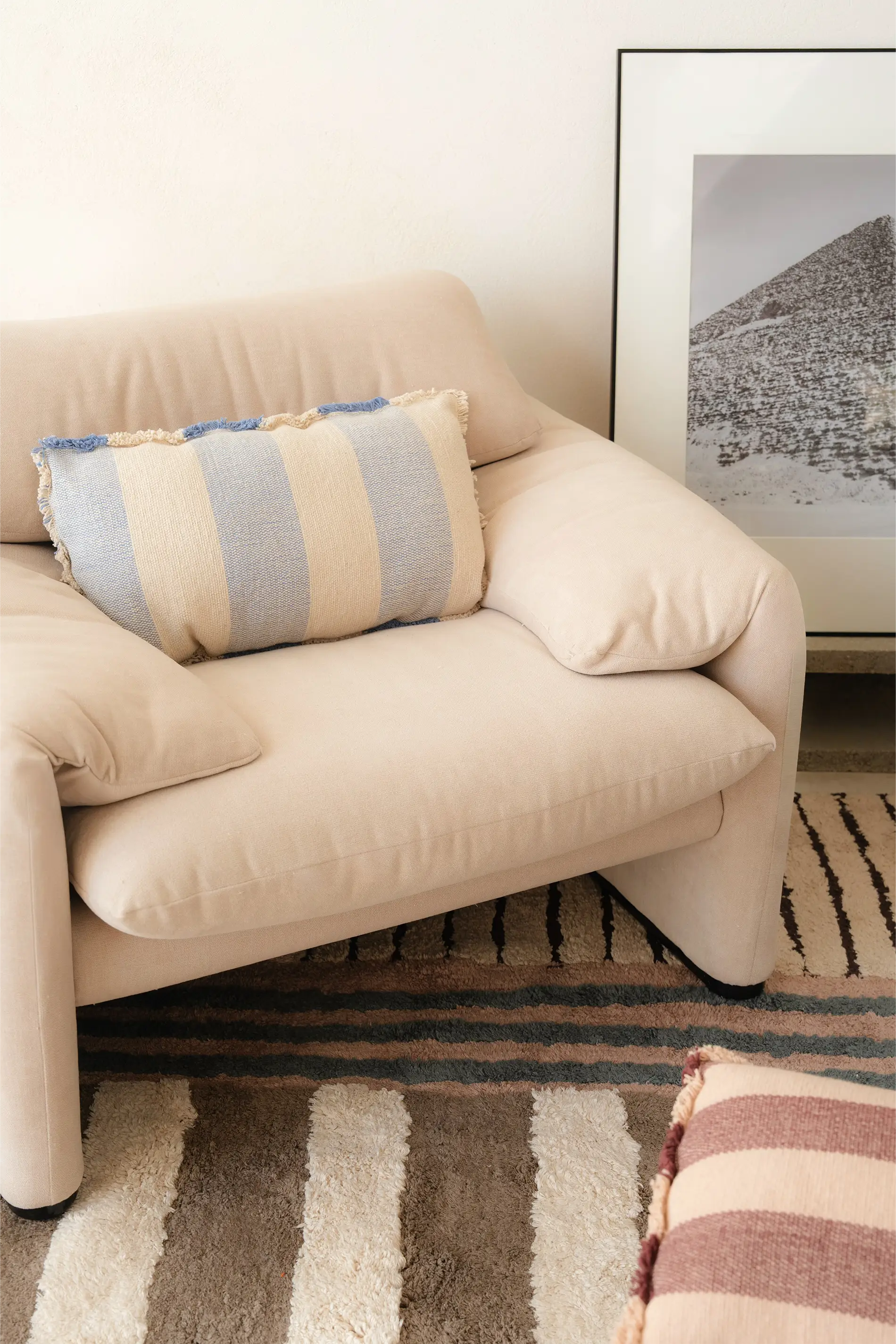 lorena-canals-coussin-rectangulaire-lines-blue image 2