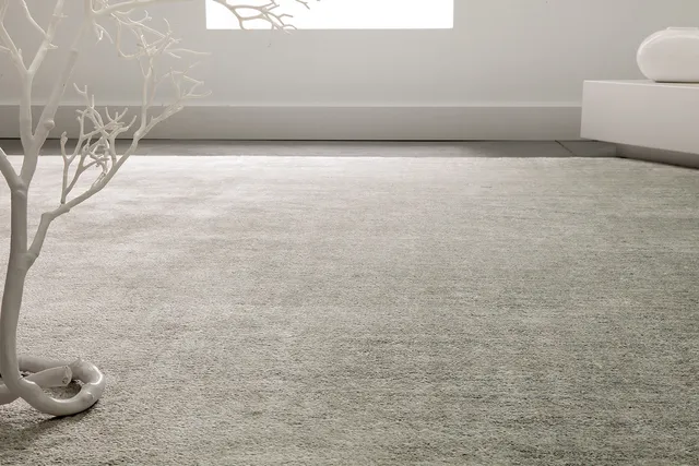 serge-lesage-tapis-bergen-cru-cendr image 1