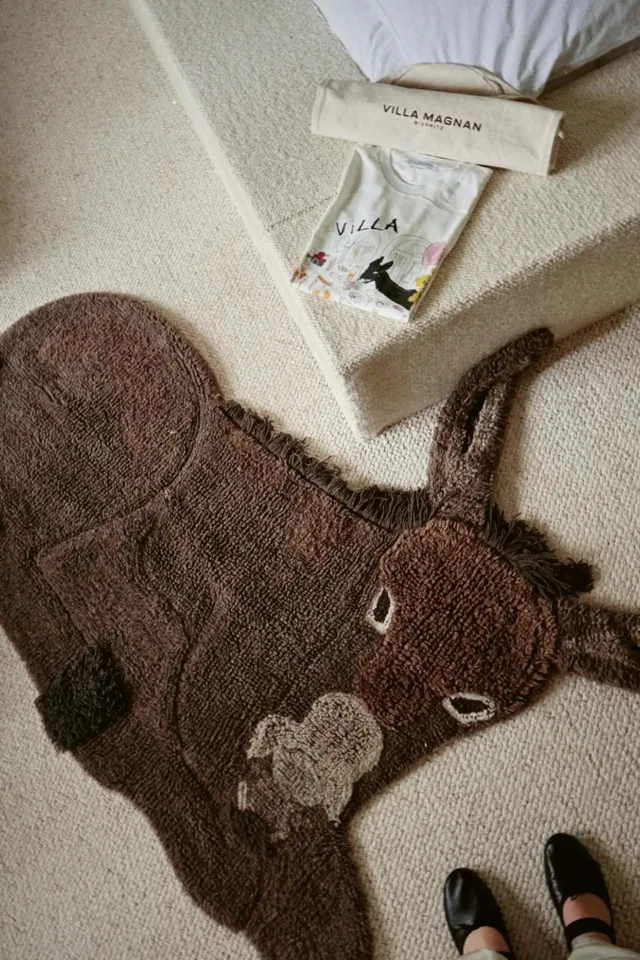 lorena-canals-hector-the-donkey-tapis-tapis-animal-en-laine image 1