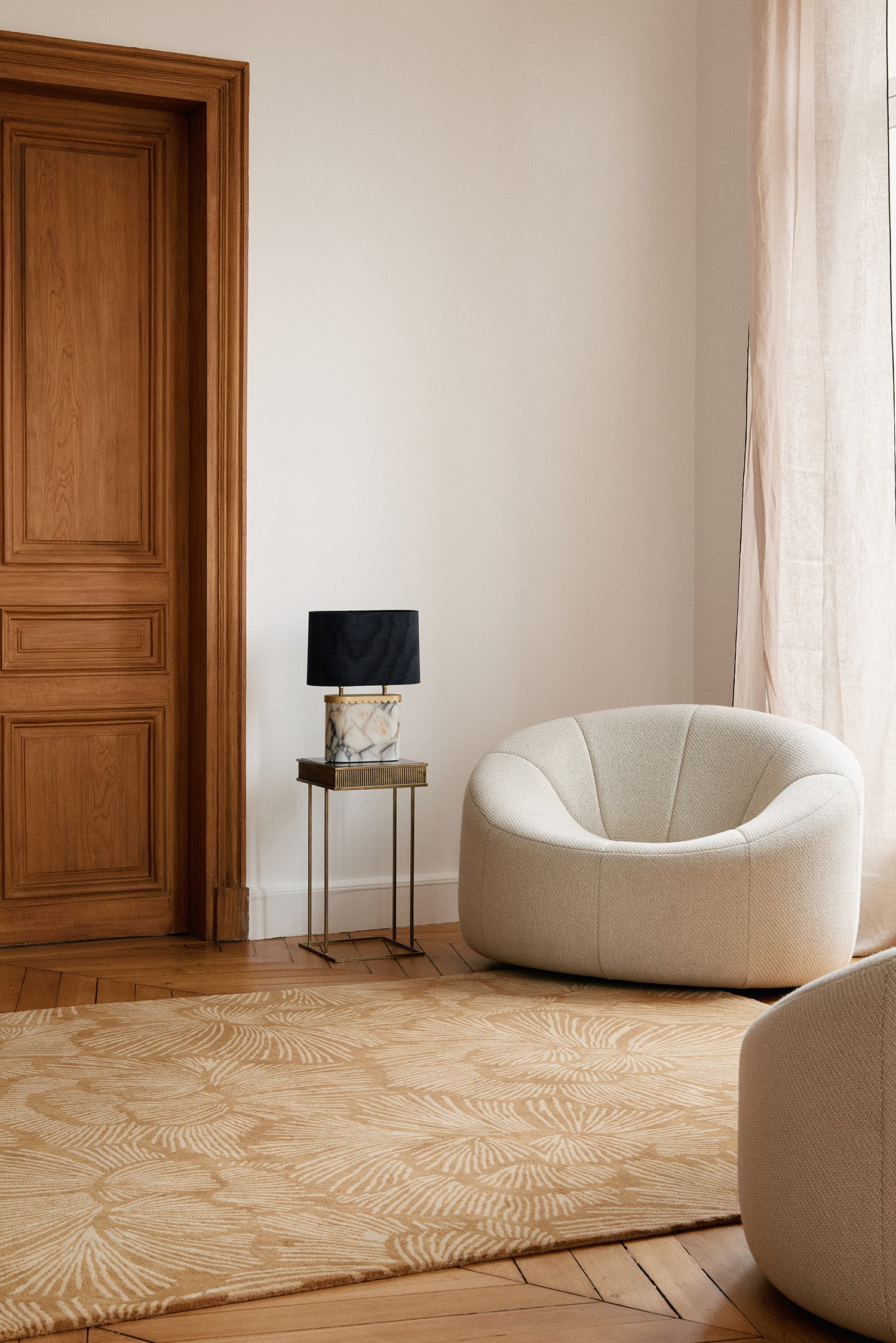toulemonde-bochart-gala-beige-tapis-contemporain-fait-main-tuft-main-en-velours- image 2