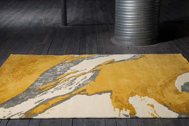 serge-lesage-tapis-run-miel-tapis-contemporain-ocre-et-gris image 1