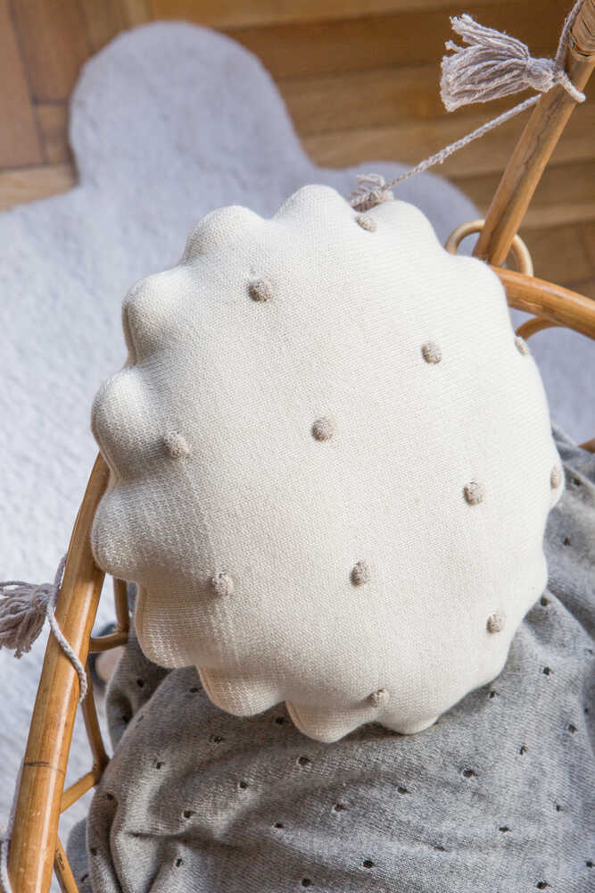lorena-canals-round-biscuit-ivory-coussin-lavable image 3