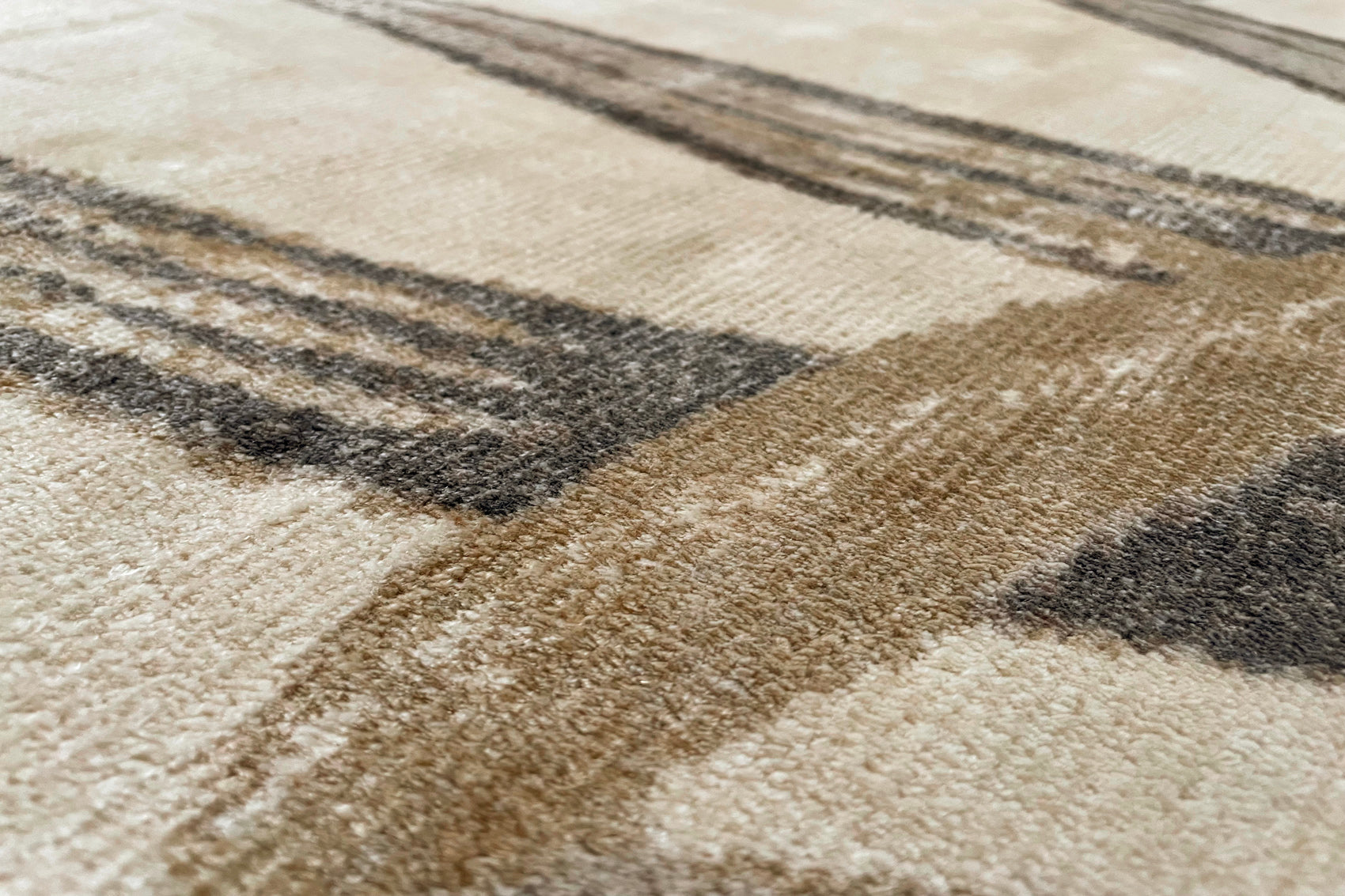 serge-lesage-tapis-fantasy-cru-naturel-tactile-emotions image 3